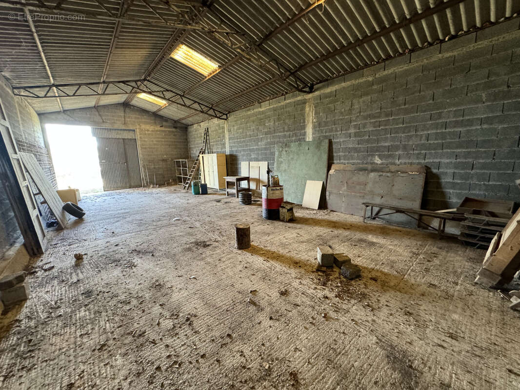 Maison à SAINT-ROME-DE-CERNON