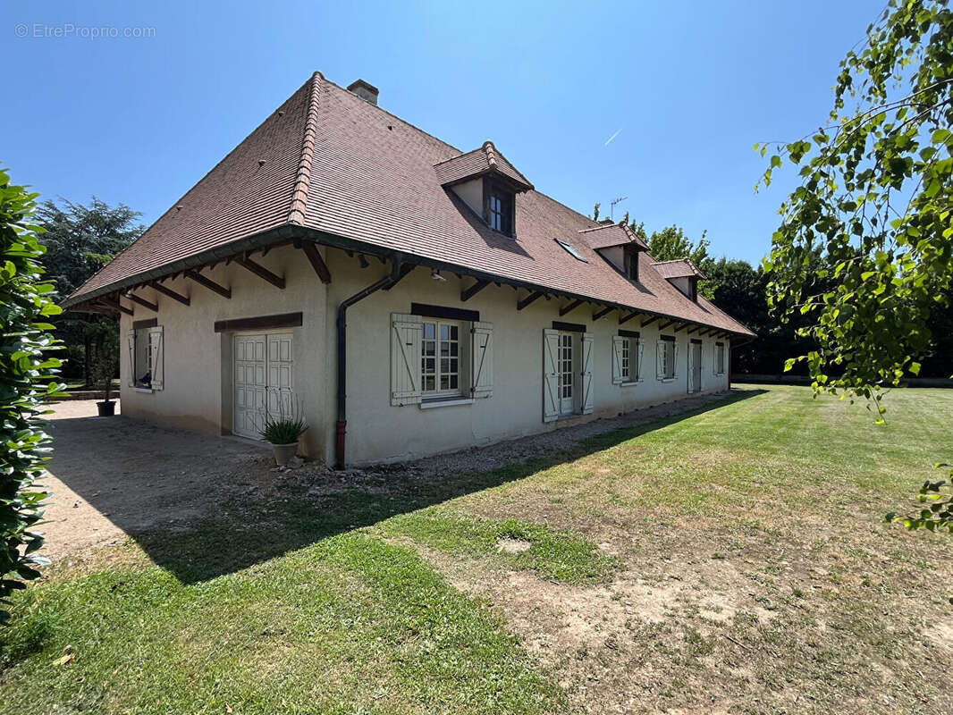 Maison à ORMES