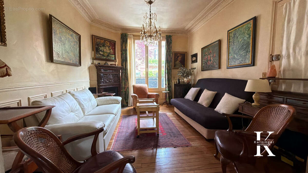 Maison à PARIS-20E