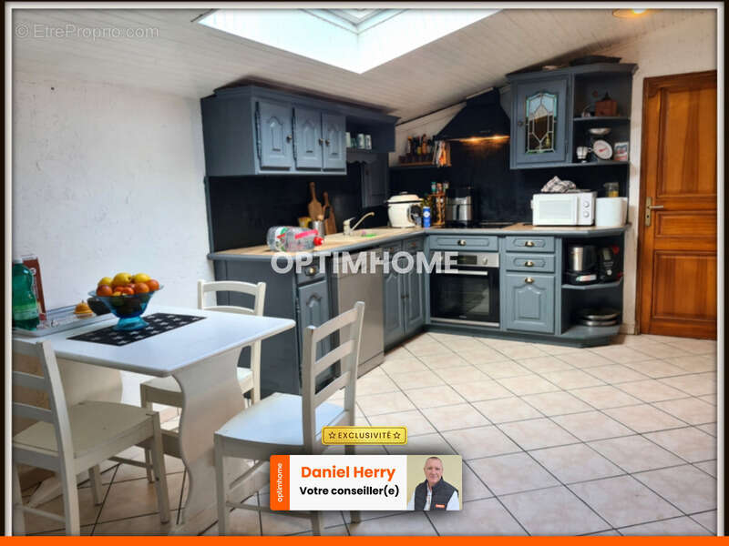 Maison à PLOUGOURVEST