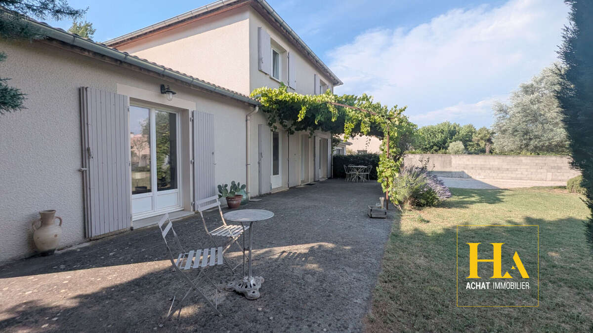 Maison à ROMANS-SUR-ISERE