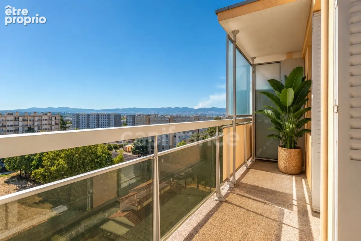 Appartement à vendre 5 pièces  Sainte Foy Les Lyon - photo 6