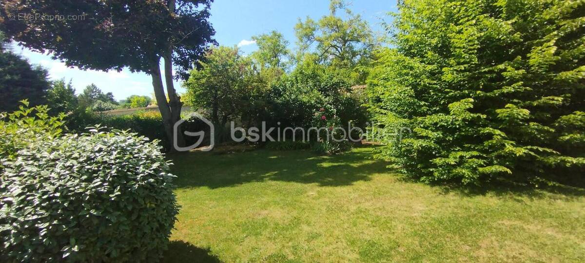 Maison à SOISY-SUR-SEINE