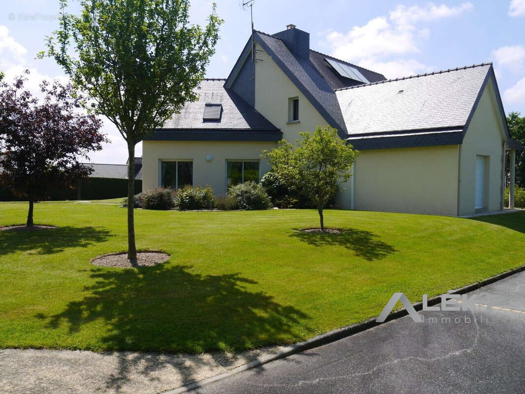 Maison à SAINT-NICOLAS-DE-REDON