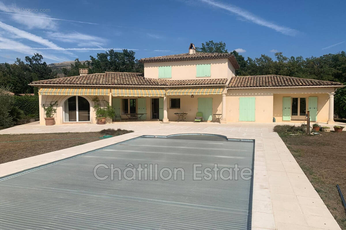 Maison à ESCRAGNOLLES