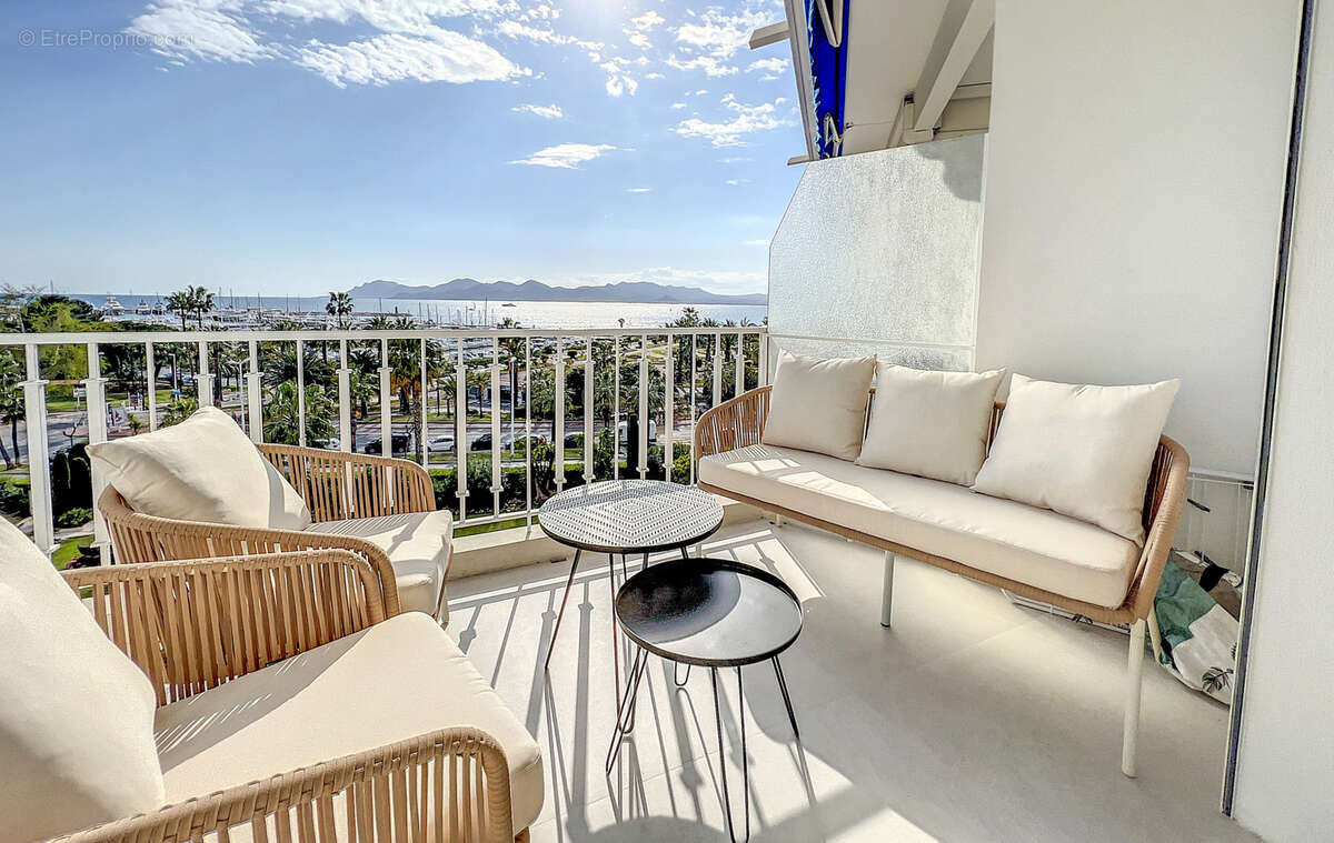 Appartement à CANNES