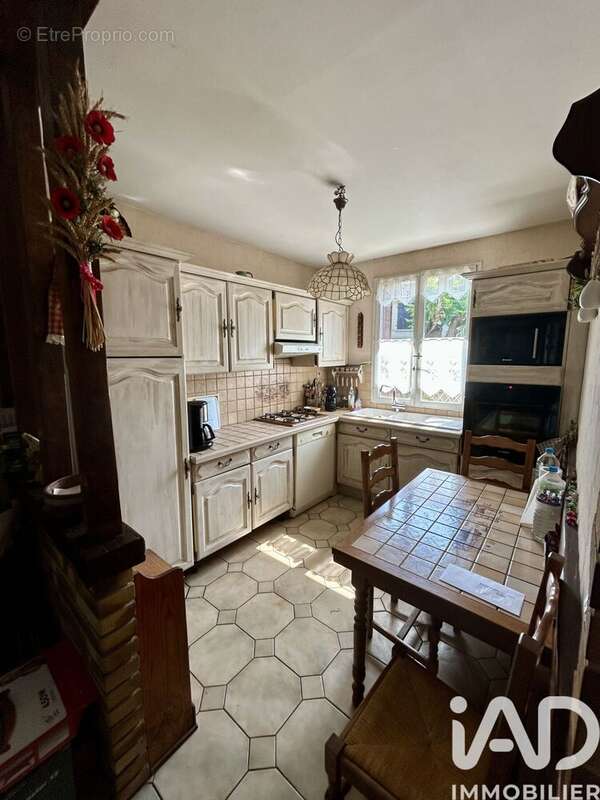 Photo 2 - Maison à LIVRY-GARGAN