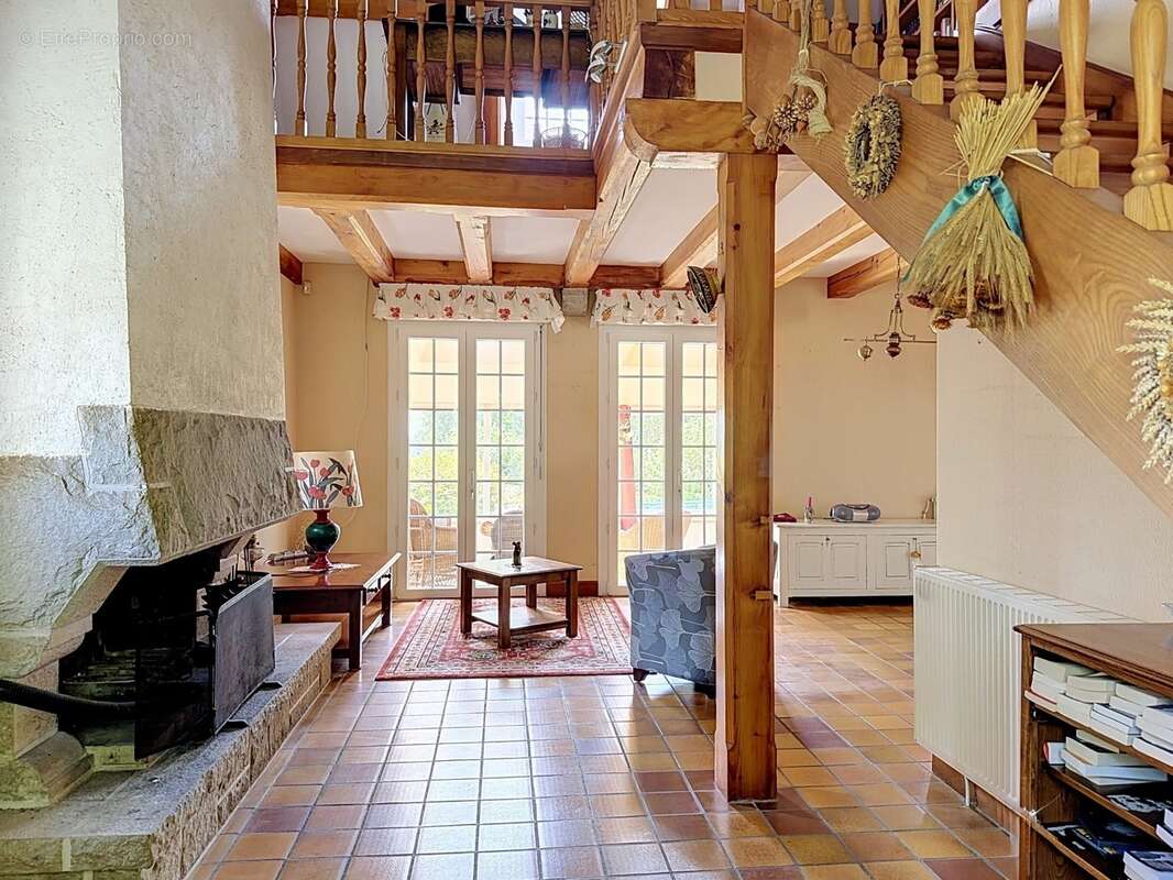 Plouhinec (29780) – Propriété de caractère de 195 m² sur 5 140 m² de terrain – À deux pas de l'océan - photo 6