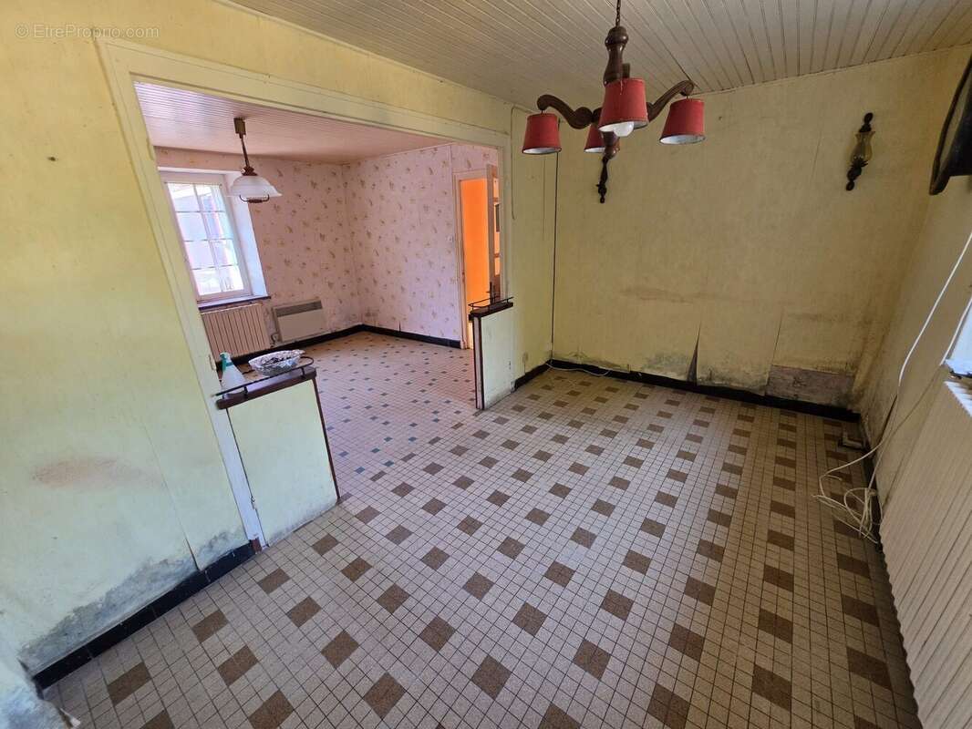 Maison 82 m² à Saint-Carreuc  - photo 6