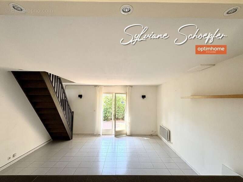 Appartement à SAINT-PAUL-TROIS-CHATEAUX