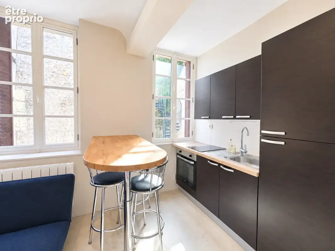 Appartement t2 29m2 -  hyper centre  prox. place des cordeliers - photo 2