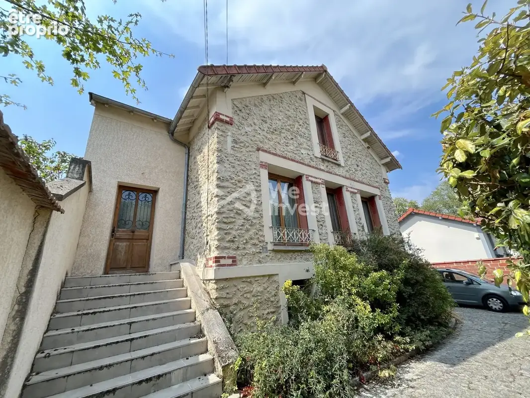 Maison 200 m² à Lagny-Sur-Marne  - photo 2
