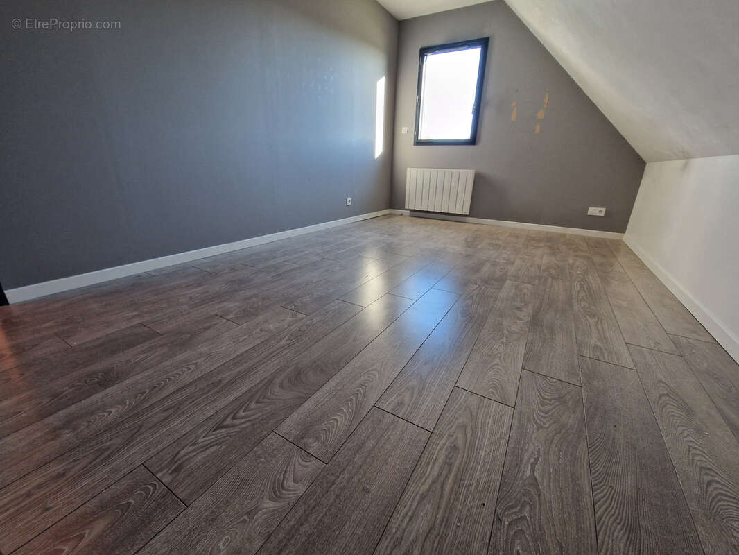 Maison à GUIGNEMICOURT