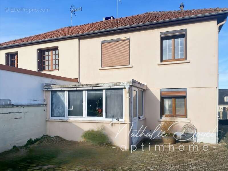 Maison à MARLE