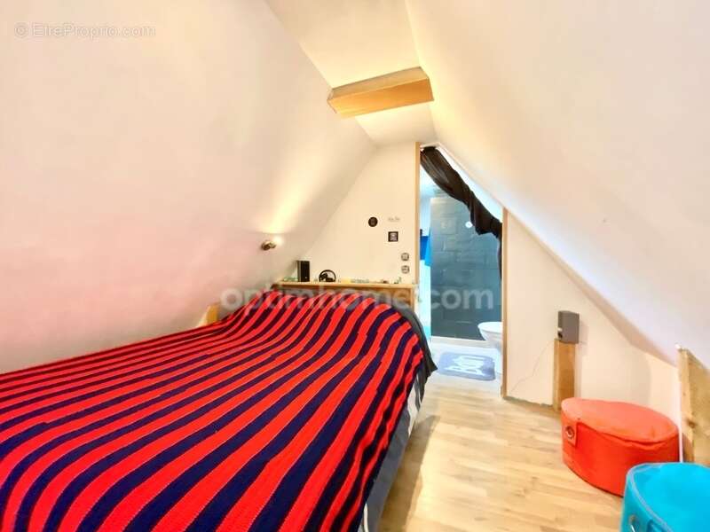 Maison à QUETTEVILLE