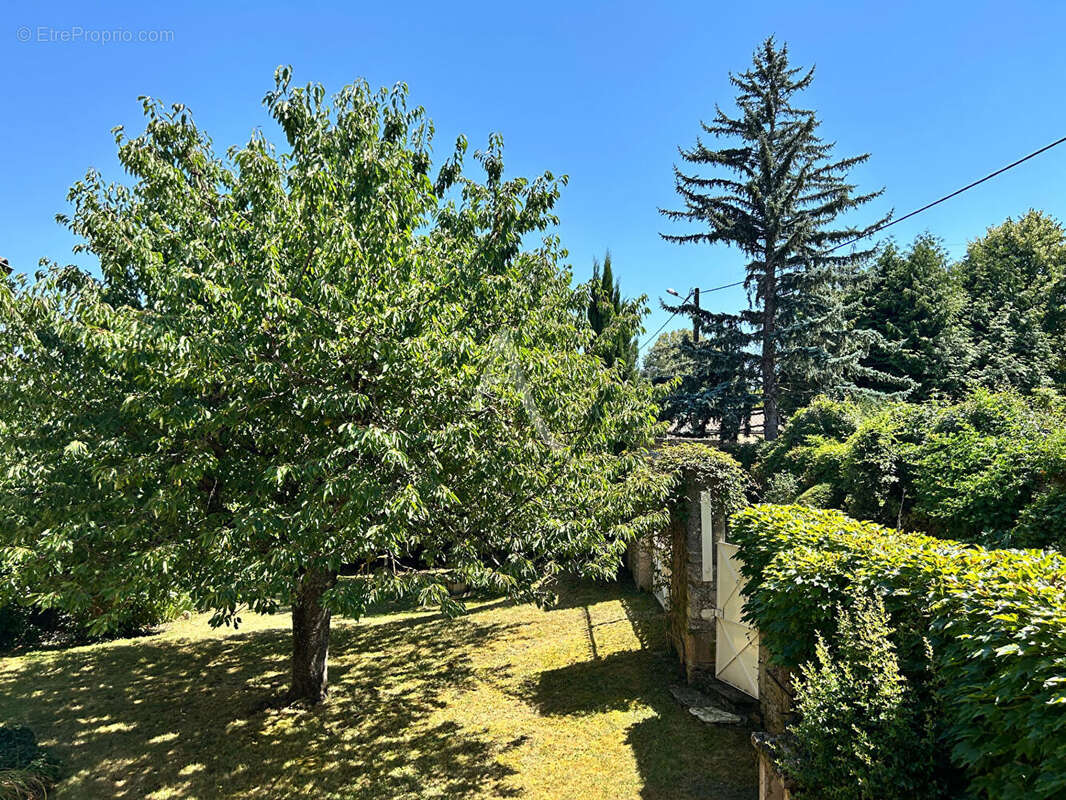 Maison à LA ROCHE-VINEUSE