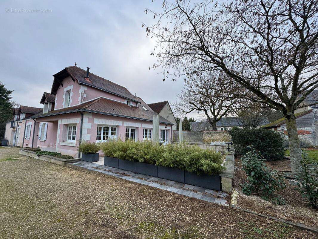 Maison à CONTRES