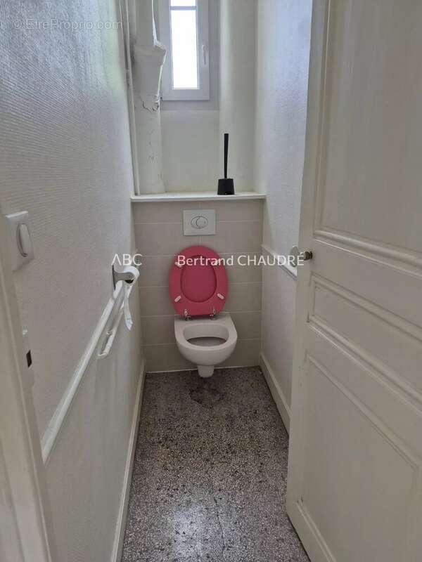 T3 ancien secteur voltaire - photo 8
