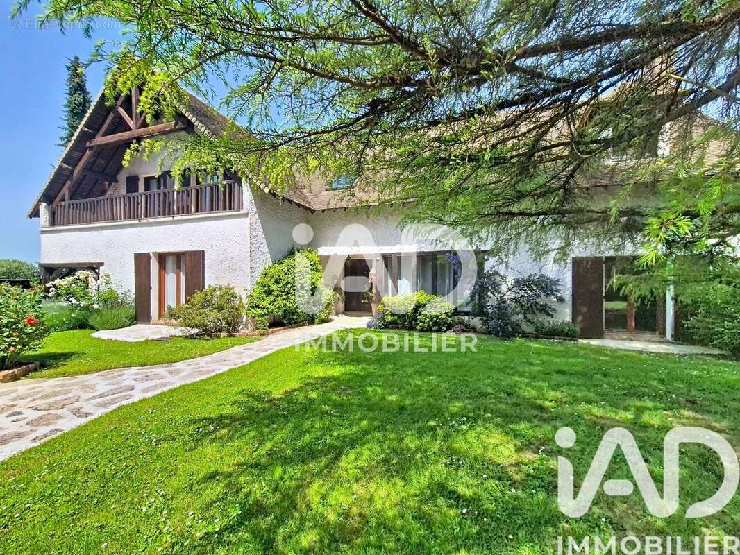Photo 2 - Maison à CHAUMES-EN-BRIE