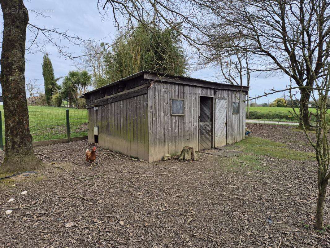 Maison à SAINT-AUBIN-DU-CORMIER