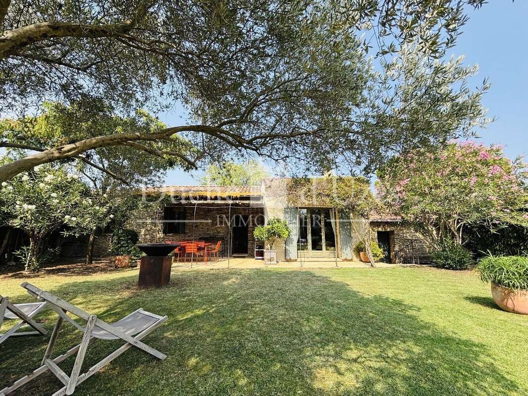 Photo 2 - Maison à UZES