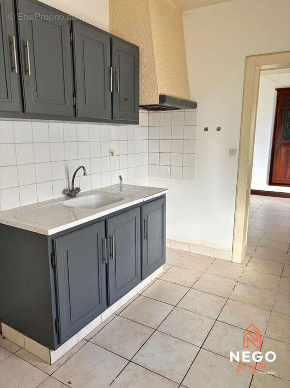 Maison à CHATEAUNEUF-SUR-SARTHE