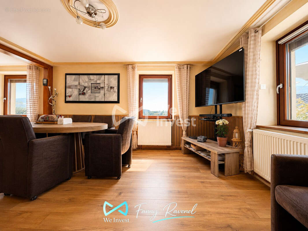 Maison 306 m² à Le Bonhomme  - photo 3