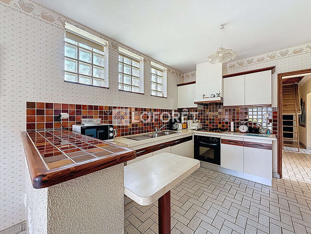 Maison à DOUE-LA-FONTAINE