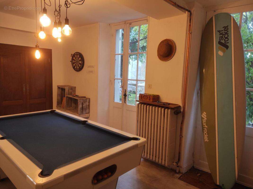 Maison à SAINT-JEAN-D&#039;ANGELY