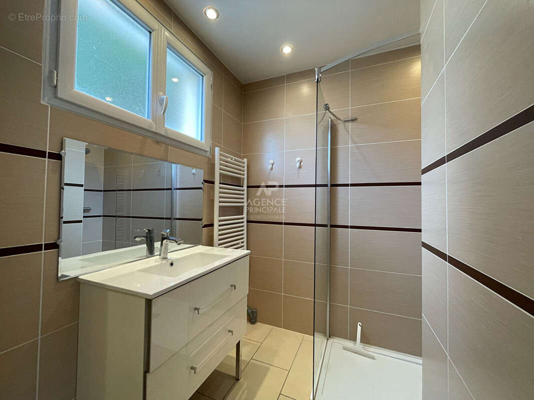 Appartement à CHAVILLE