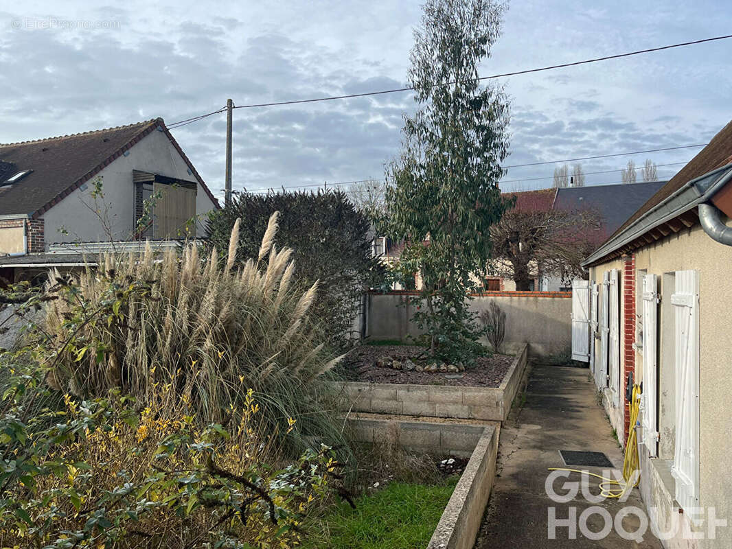 Maison à CLOYES-SUR-LE-LOIR