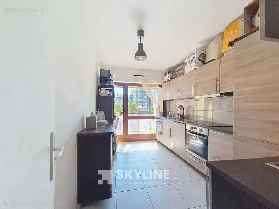 Appartement à MARSEILLE-6E