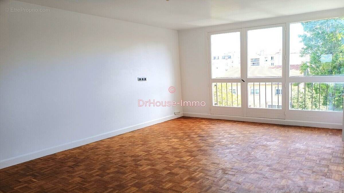 Appartement à BONDY