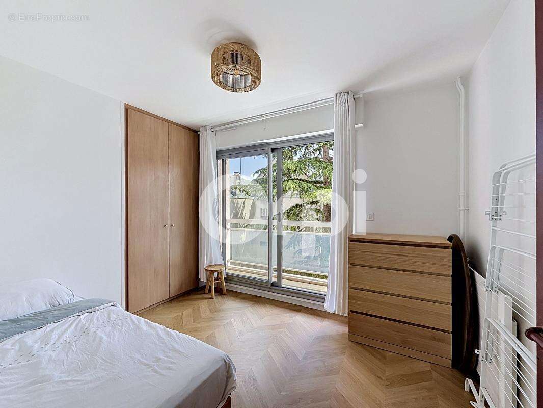 Appartement à NOGENT-SUR-MARNE
