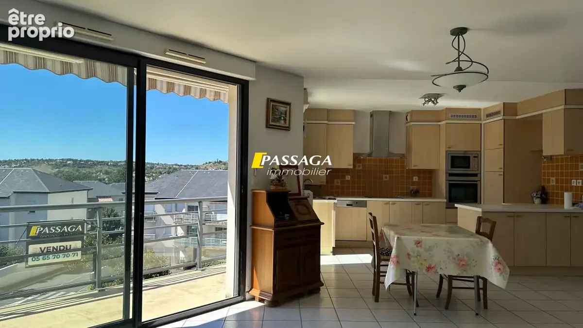 A VENDRE - Appartement 3 pièces avec grand garage - ONET LE CHATEAU - photo 3