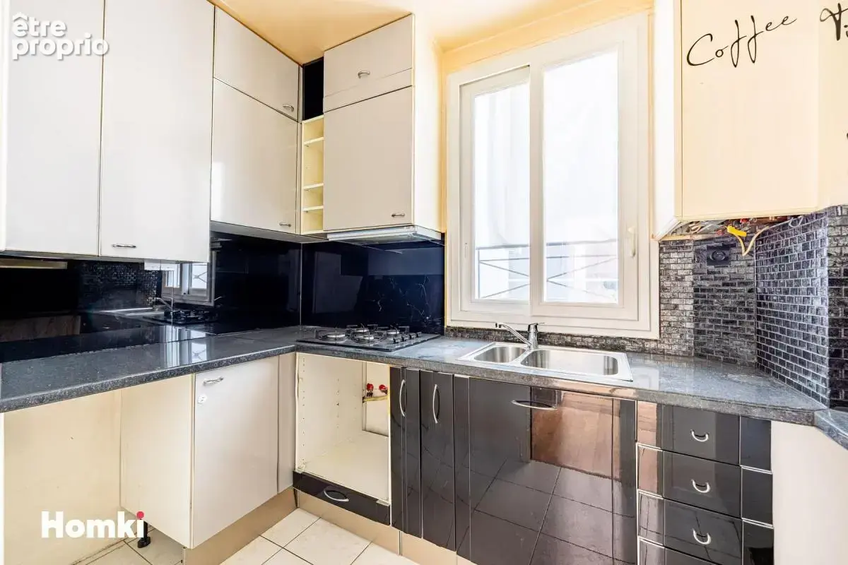 Appartement T4 de 67 m² à Paris 75010, Rue La Fayette - photo 4