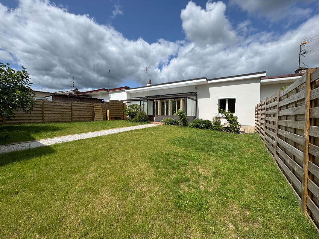 Maison à MONTFORT-L'AMAURY