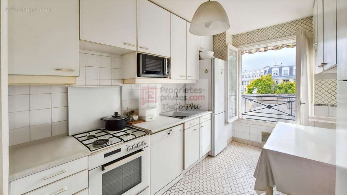 Appartement à VERSAILLES