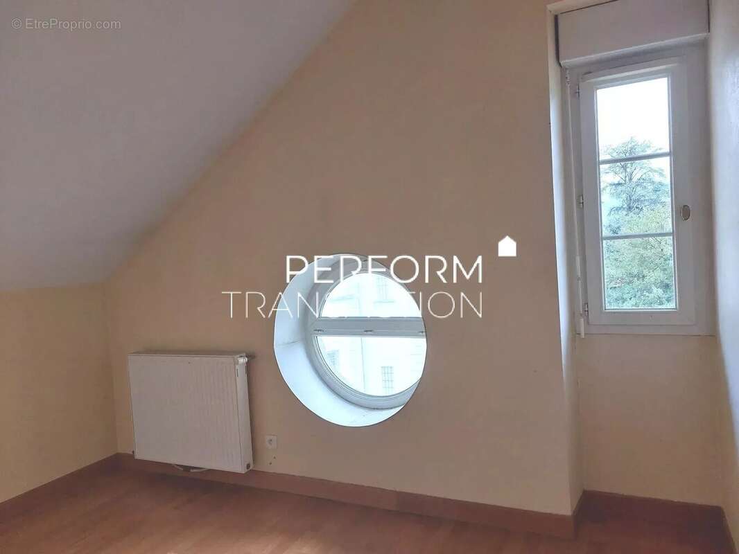 Appartement à POISAT