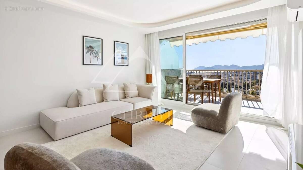 Appartement à CANNES
