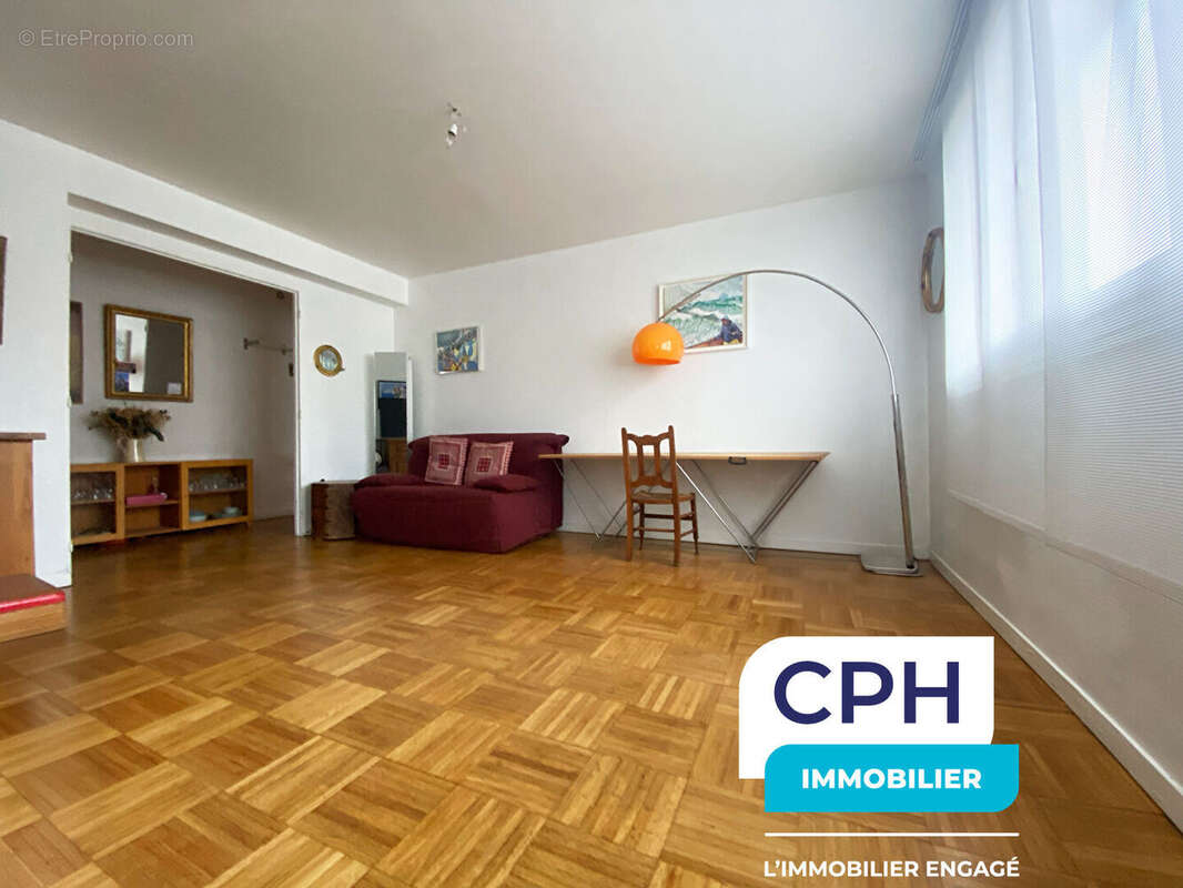 Appartement à CHATILLON