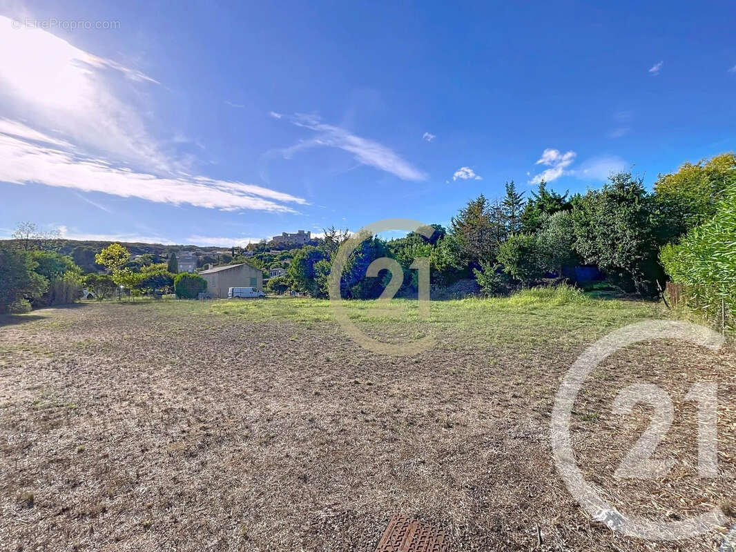 Terrain à LEDENON