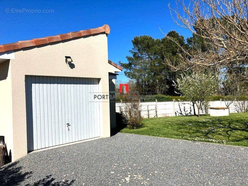 Maison à SAINT-ANDRE-DE-CUBZAC