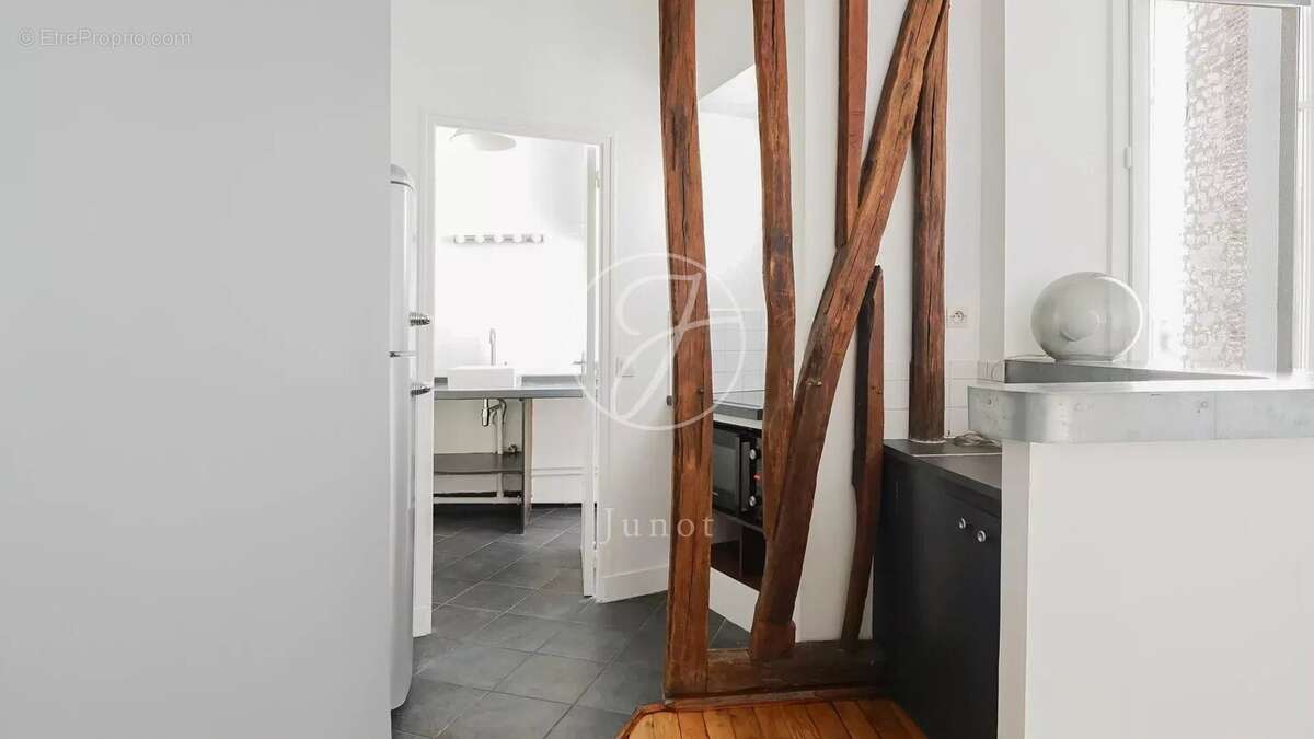 Appartement à PARIS-12E