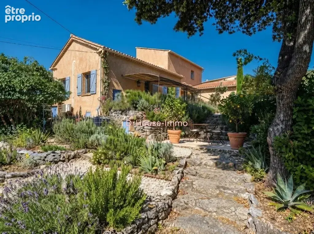 Maison 6 pièces 150 m² à vendre à Sillans-La-Cascade (83690) - photo 2
