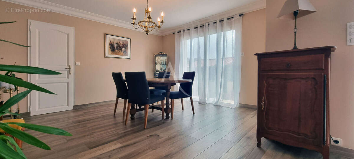 Maison à L&#039;AIGUILLON-SUR-VIE