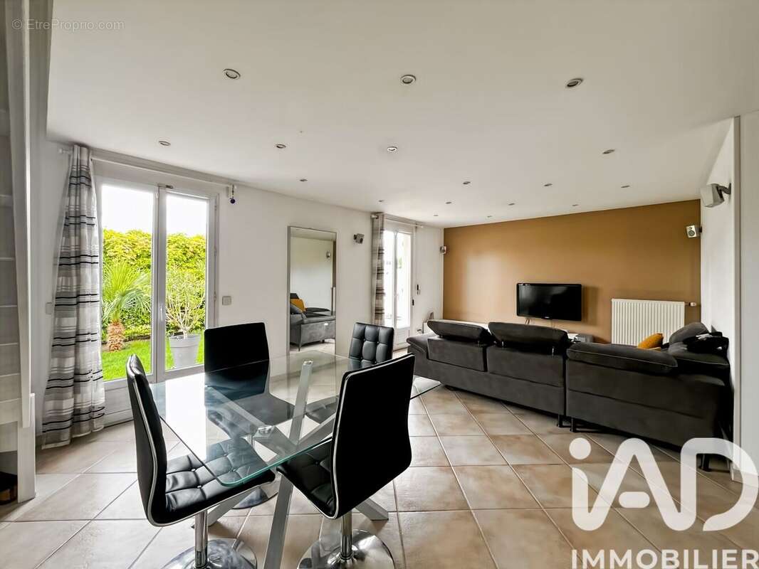 Photo 4 - Maison à STAINS