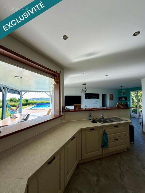 Photo 3 - Maison à LE MARIN