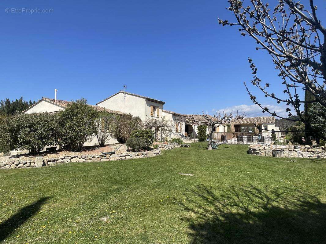 Maison à CHEVAL-BLANC