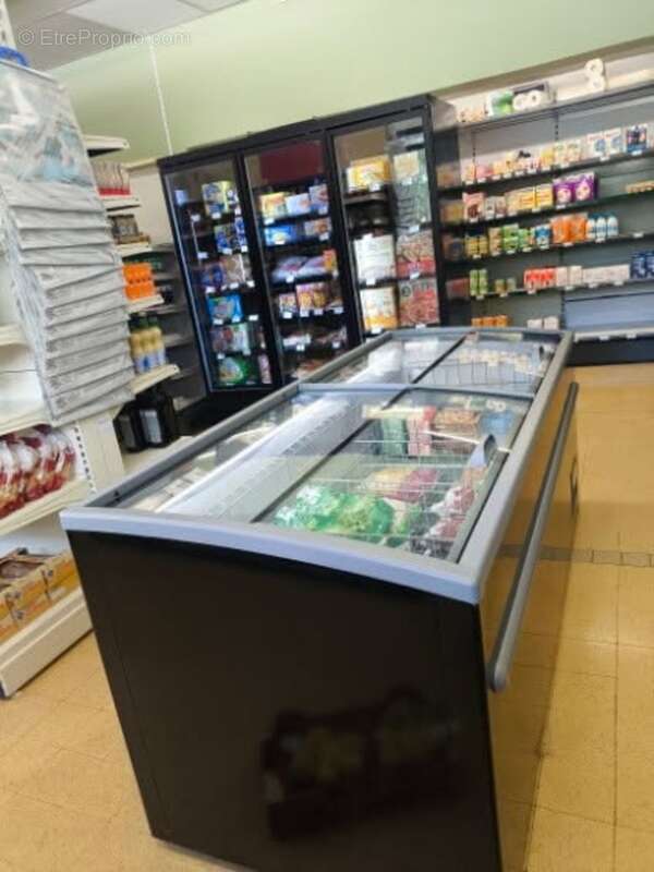ALES (30) À vendre – Fonds de commerce Épicerie dans un local de 167m² - photo 6